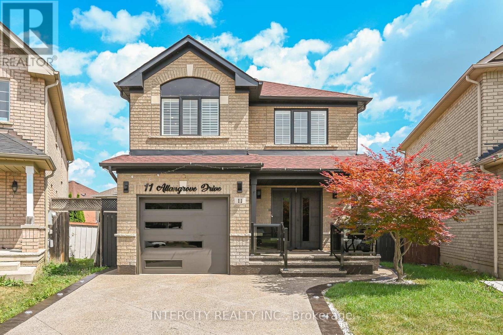 Photo 43 of 11 Allangrove Drive, Brampton ON