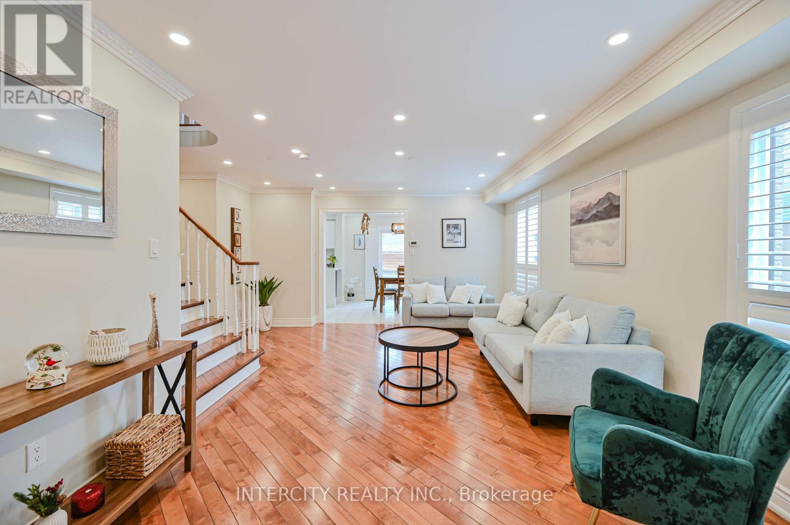 Photo 49 of 11 Allangrove Drive, Brampton ON
