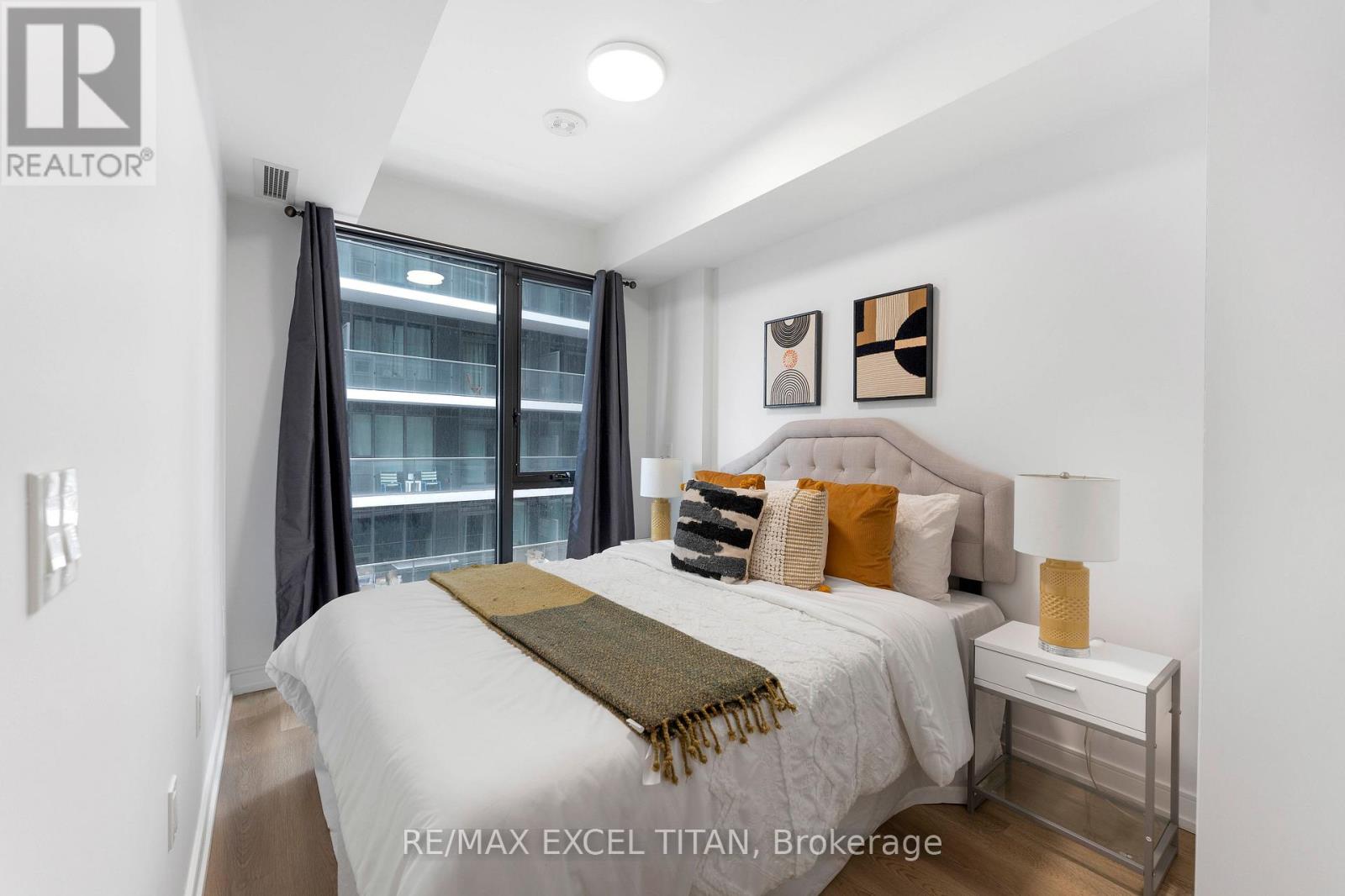 Photo 13 of 614 1 Jarvis Street, Hamilton ON