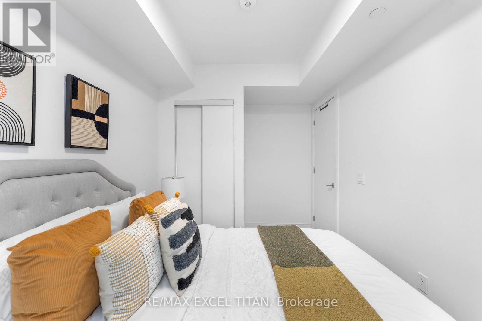 Photo 5 of 614 1 Jarvis Street, Hamilton ON