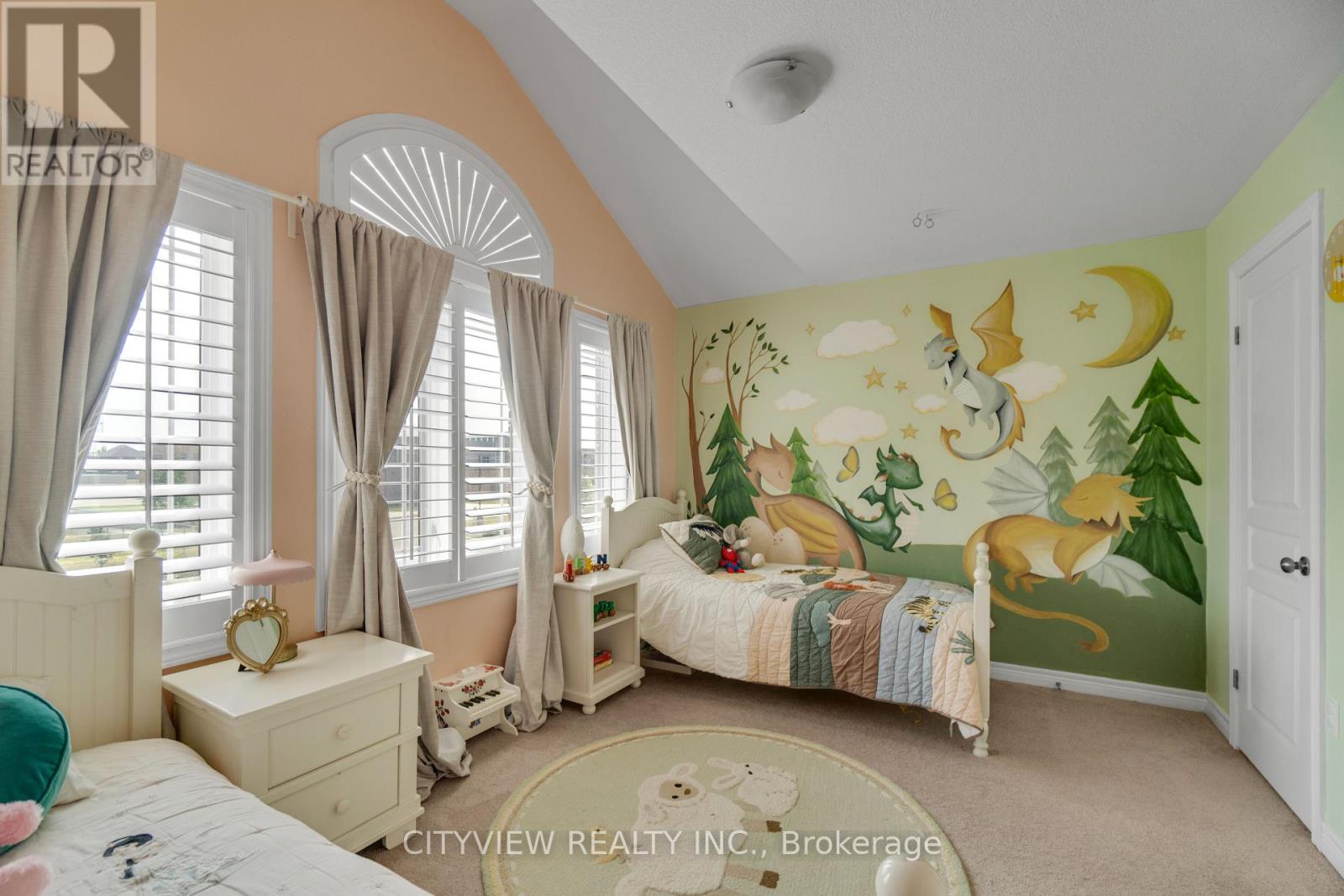 Photo 12 of 41 Bellagio Avenue, Hamilton ON