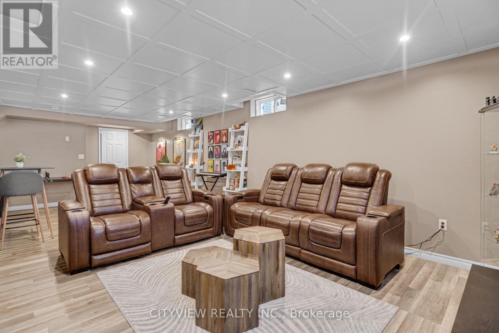 Photo 16 of 41 Bellagio Avenue, Hamilton ON
