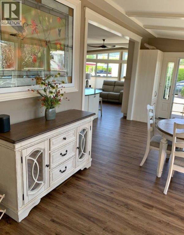 275 415 Commonwealth Road, Kelowna