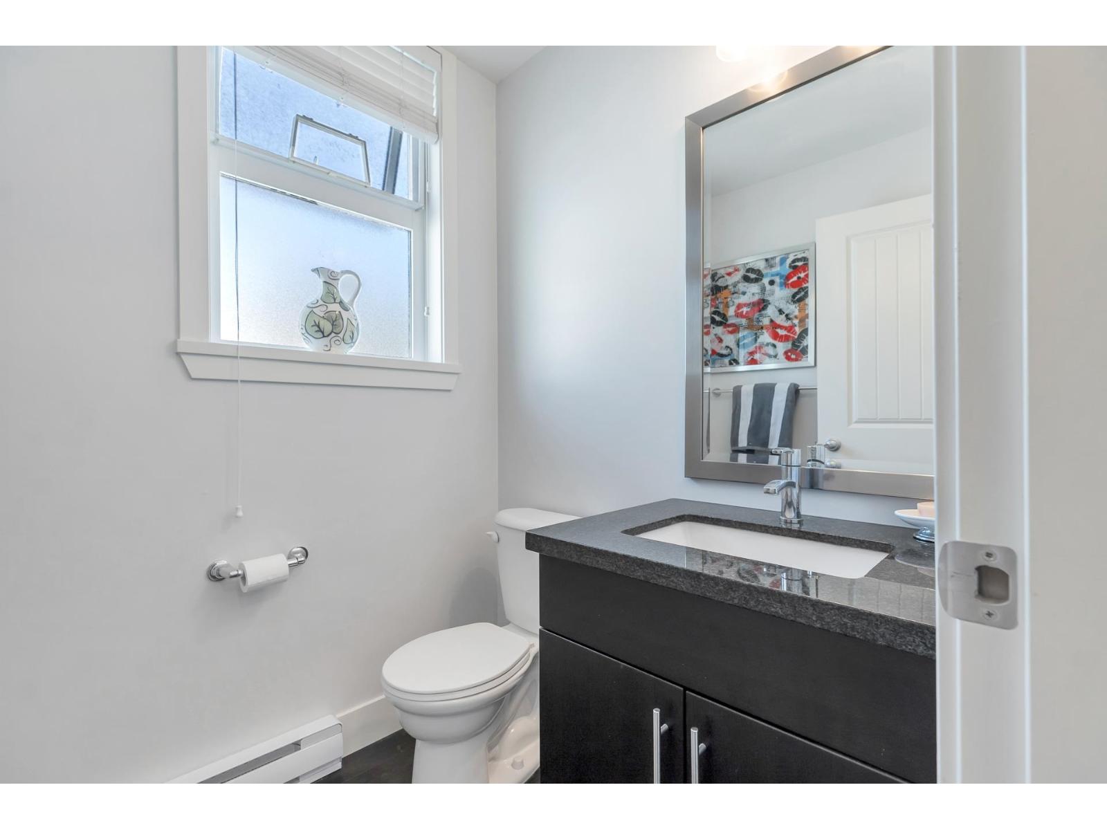 Photo 3 of 22 15405 31 Avenue, Surrey BC