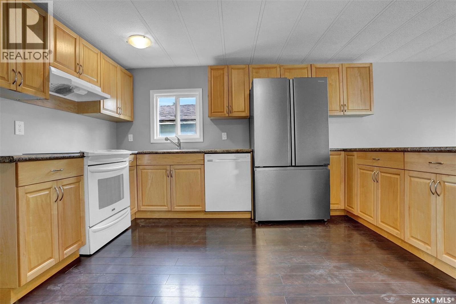 Photo 8 of 109 Wetmore Street N, Rouleau SK