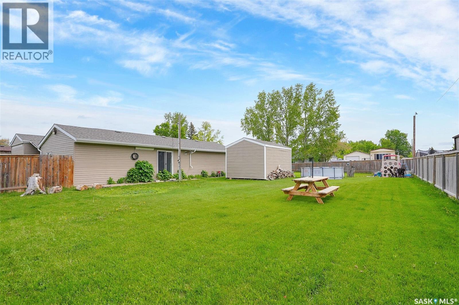 Photo 23 of 109 Wetmore Street N, Rouleau SK