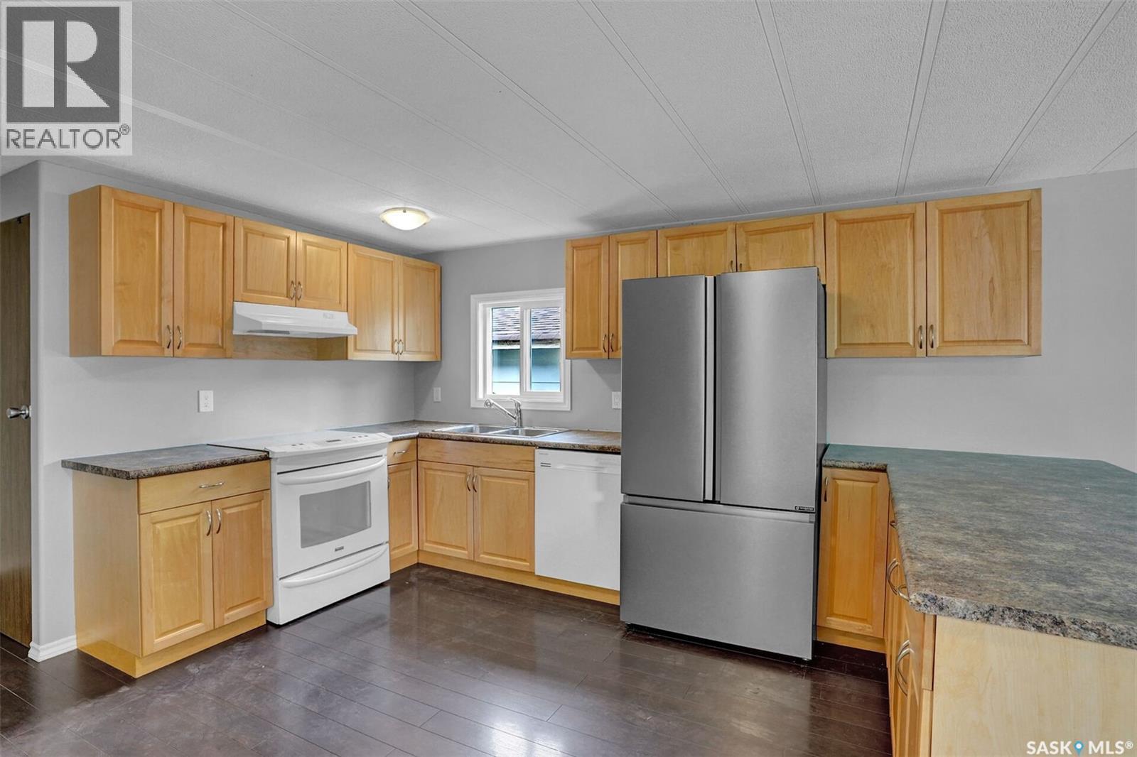 Photo 12 of 109 Wetmore Street N, Rouleau SK
