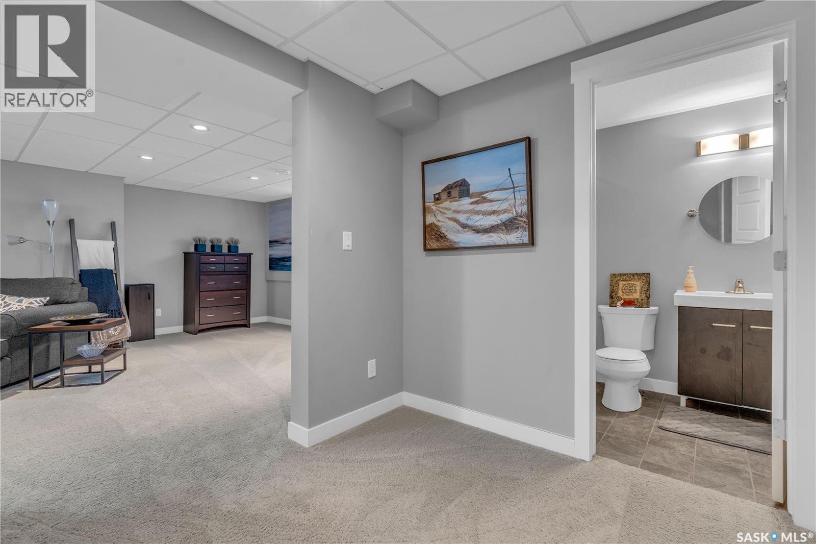 Photo 8 of 2805 Elgaard Drive, Regina SK