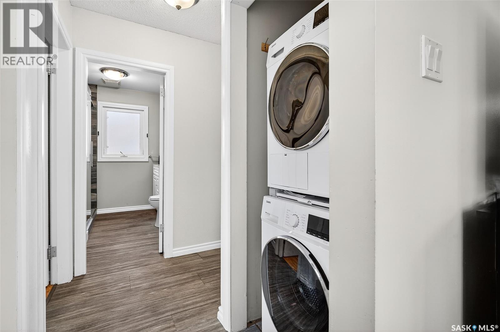 Photo 17 of 701 Hochelaga Street W, Moose Jaw SK