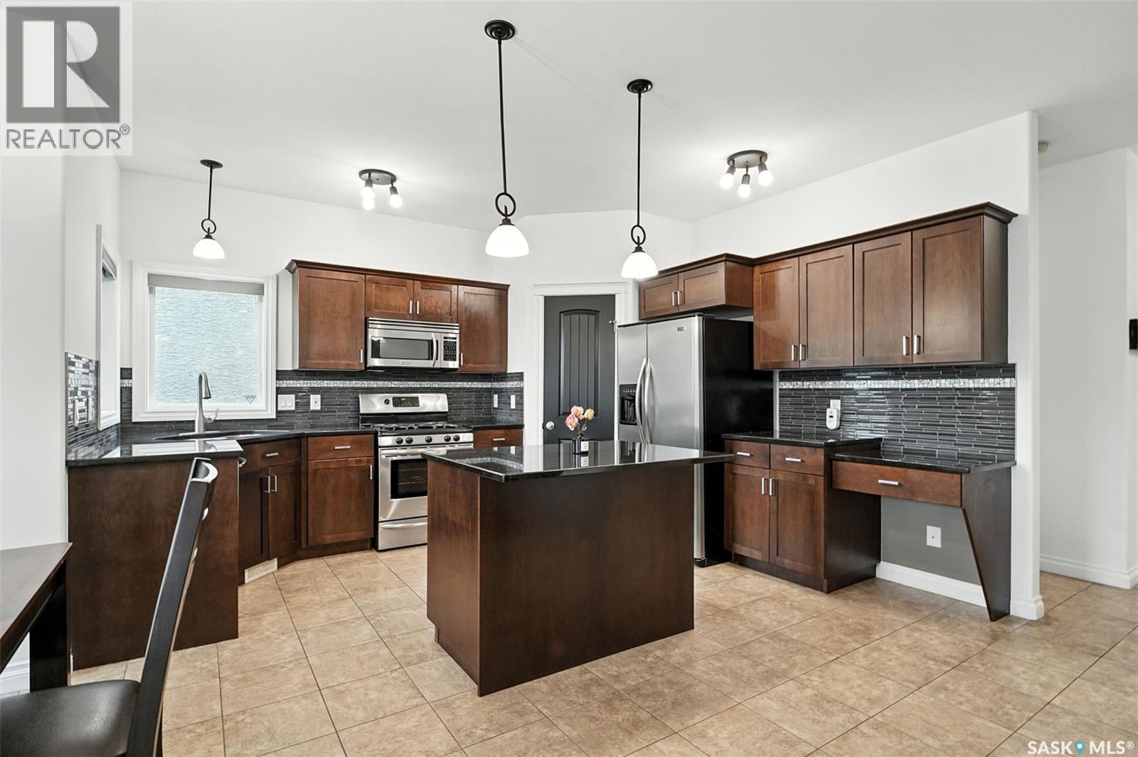 Photo 12 of 114 Lamarsh Road, Saskatoon SK