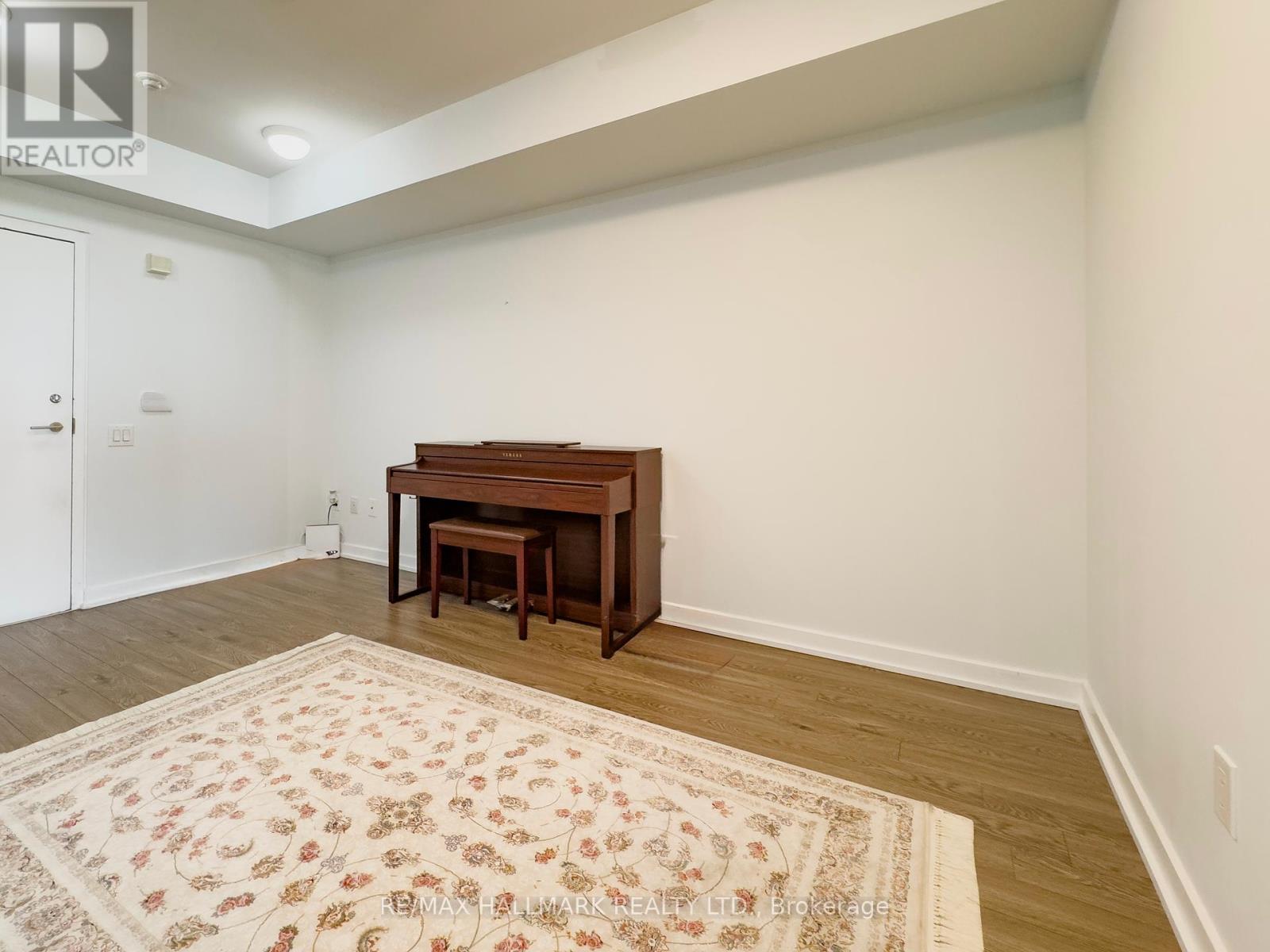 Photo 2 of Ph 06 15 Singer Court, Toronto ON