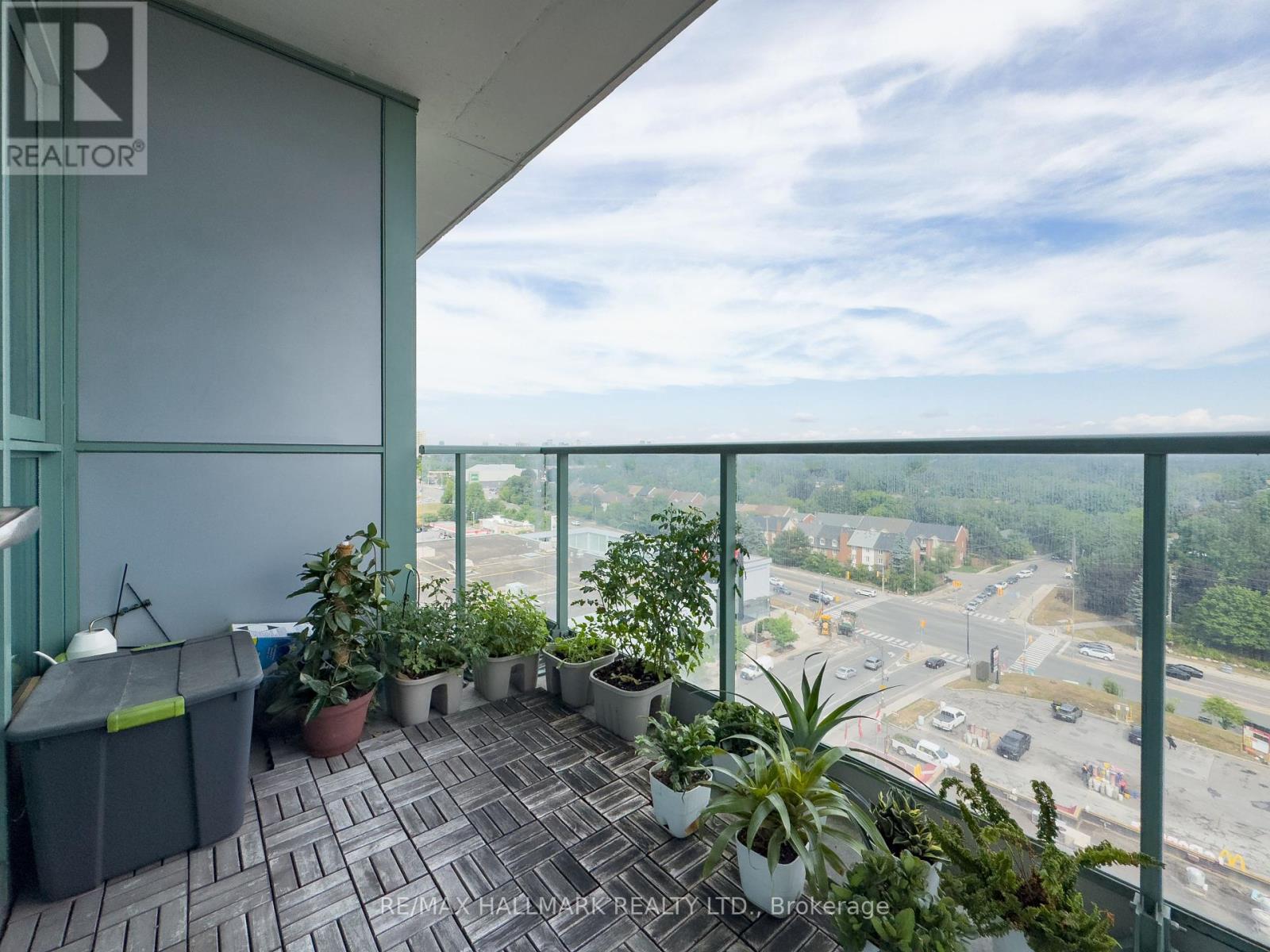 Photo 7 of Ph 06 15 Singer Court, Toronto ON