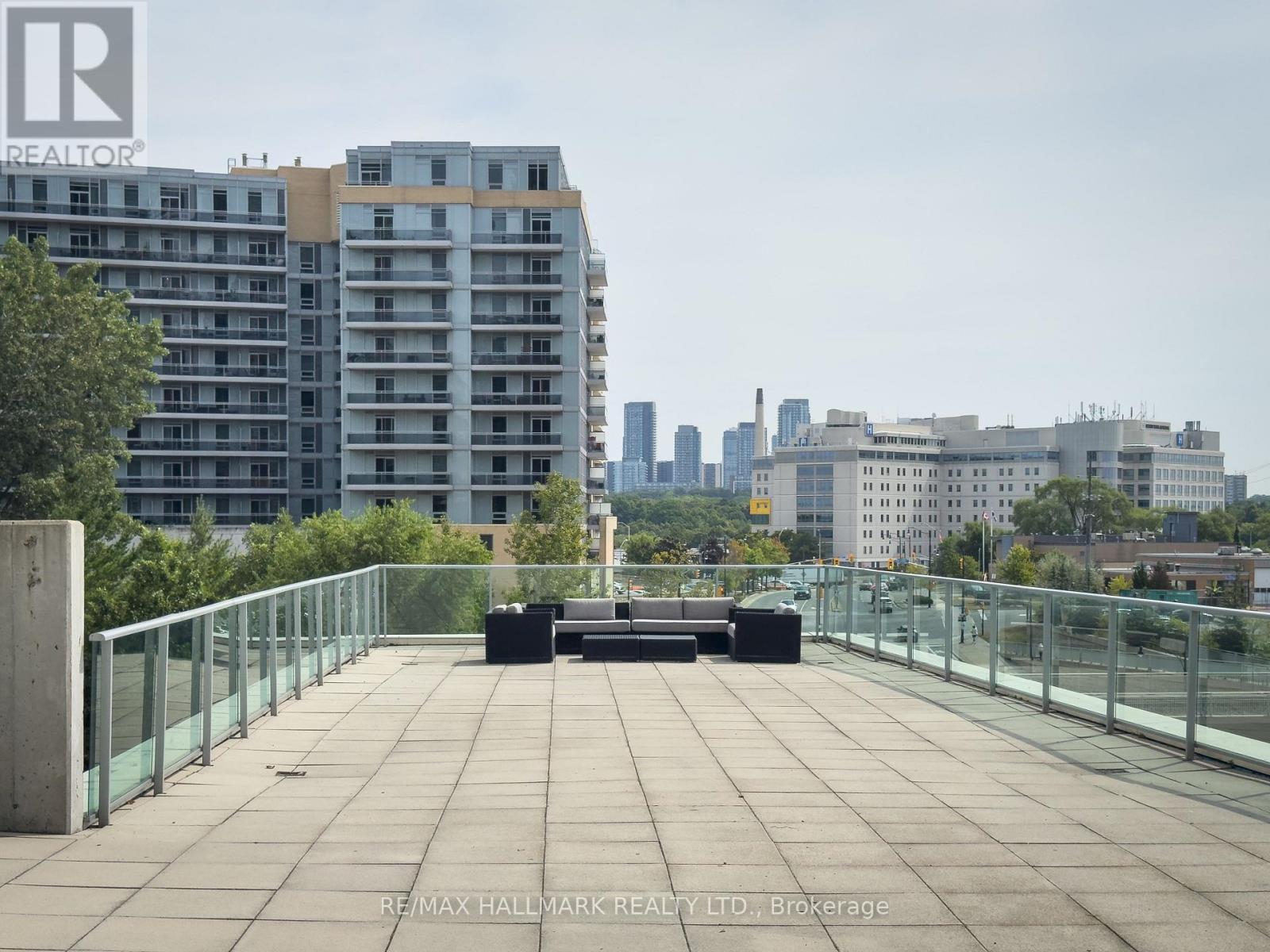 Photo 6 of Ph 06 15 Singer Court, Toronto ON