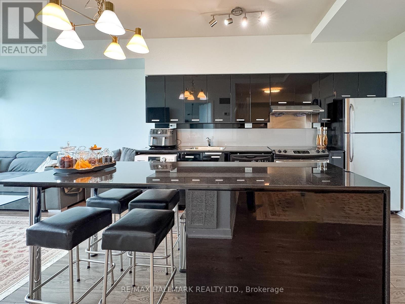 Photo 25 of Ph 06 15 Singer Court, Toronto ON