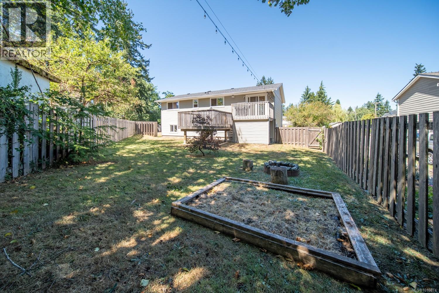 Photo 20 of 2591 Rosstown Rd, Nanaimo BC