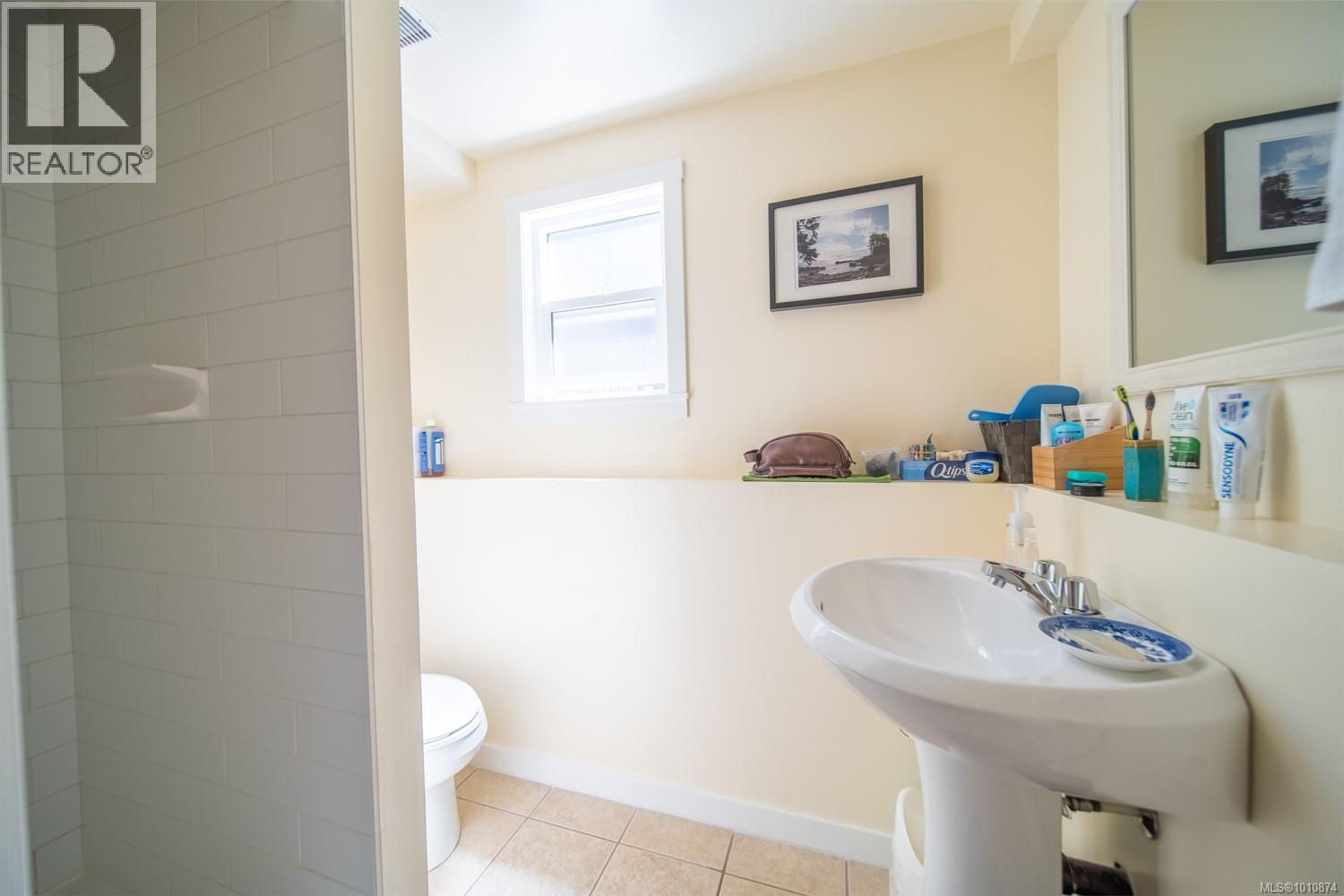 Photo 28 of 2591 Rosstown Rd, Nanaimo BC