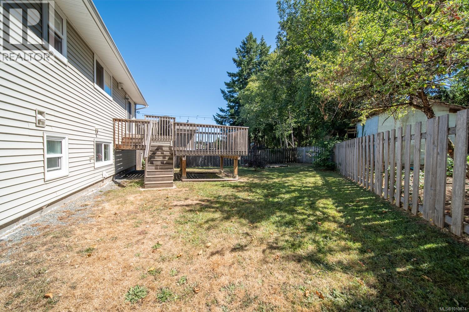 Photo 31 of 2591 Rosstown Rd, Nanaimo BC
