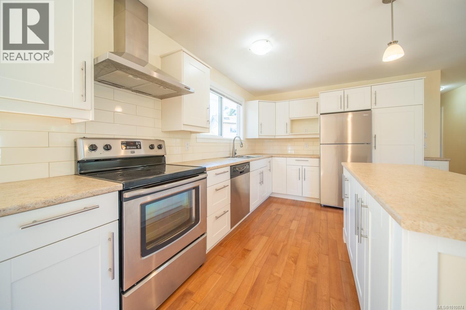 Photo 23 of 2591 Rosstown Rd, Nanaimo BC