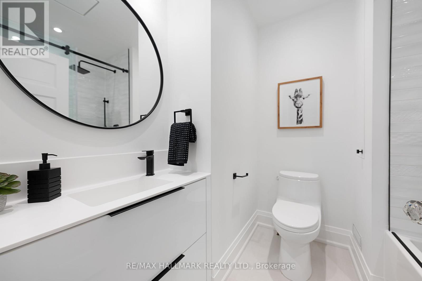 Photo 28 of 176 Melrose Avenue, Toronto ON