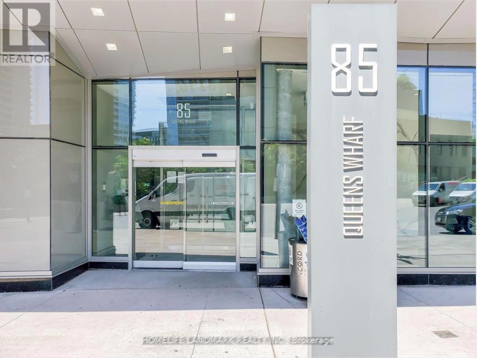 Photo 10 of 4206 85 Queens Wharf Road, Toronto ON