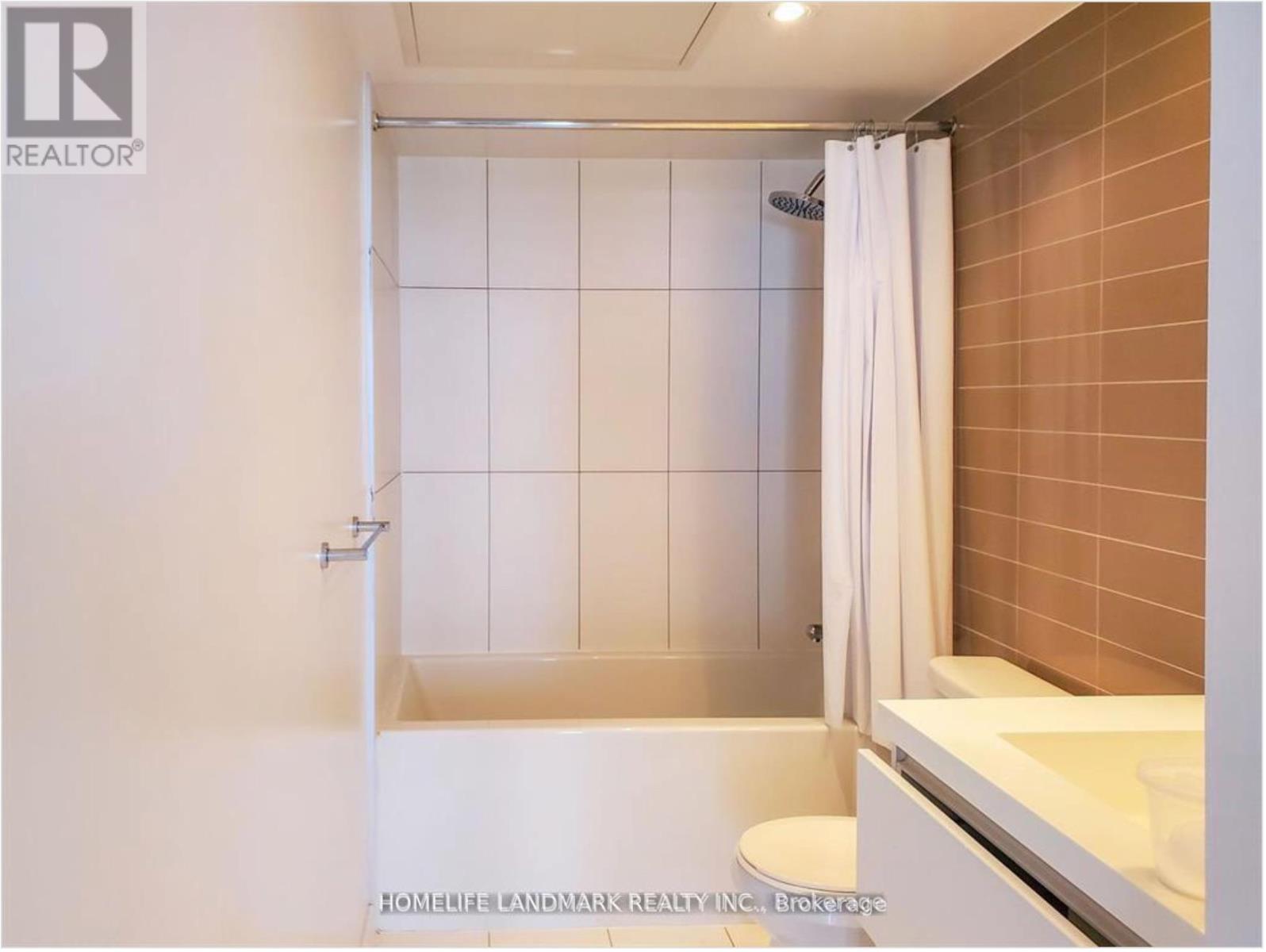 Photo 9 of 4206 85 Queens Wharf Road, Toronto ON
