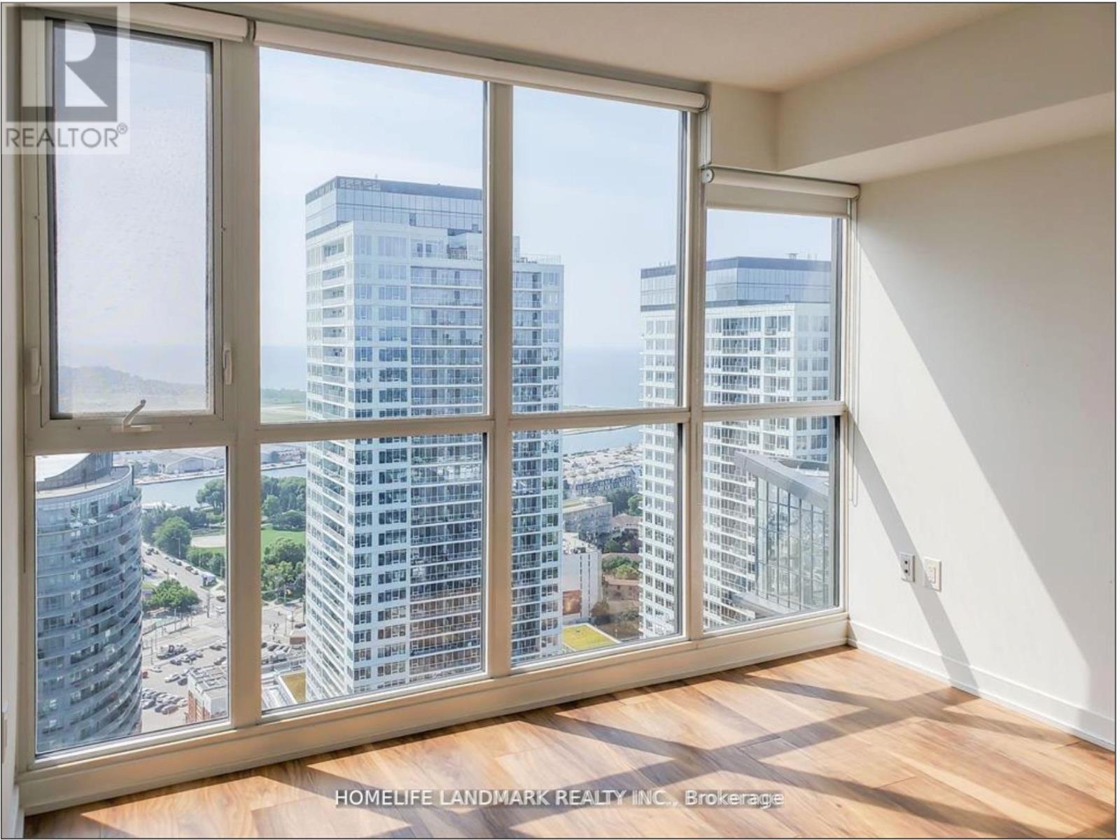 Photo 8 of 4206 85 Queens Wharf Road, Toronto ON