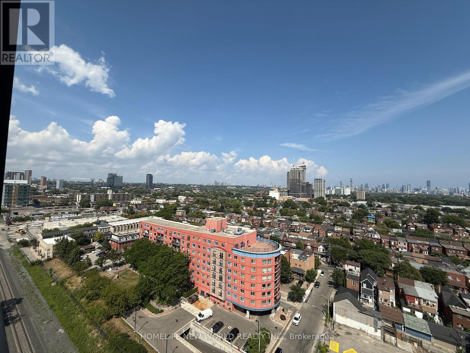Photo 4 of 1521 181 Sterling Road, Toronto ON