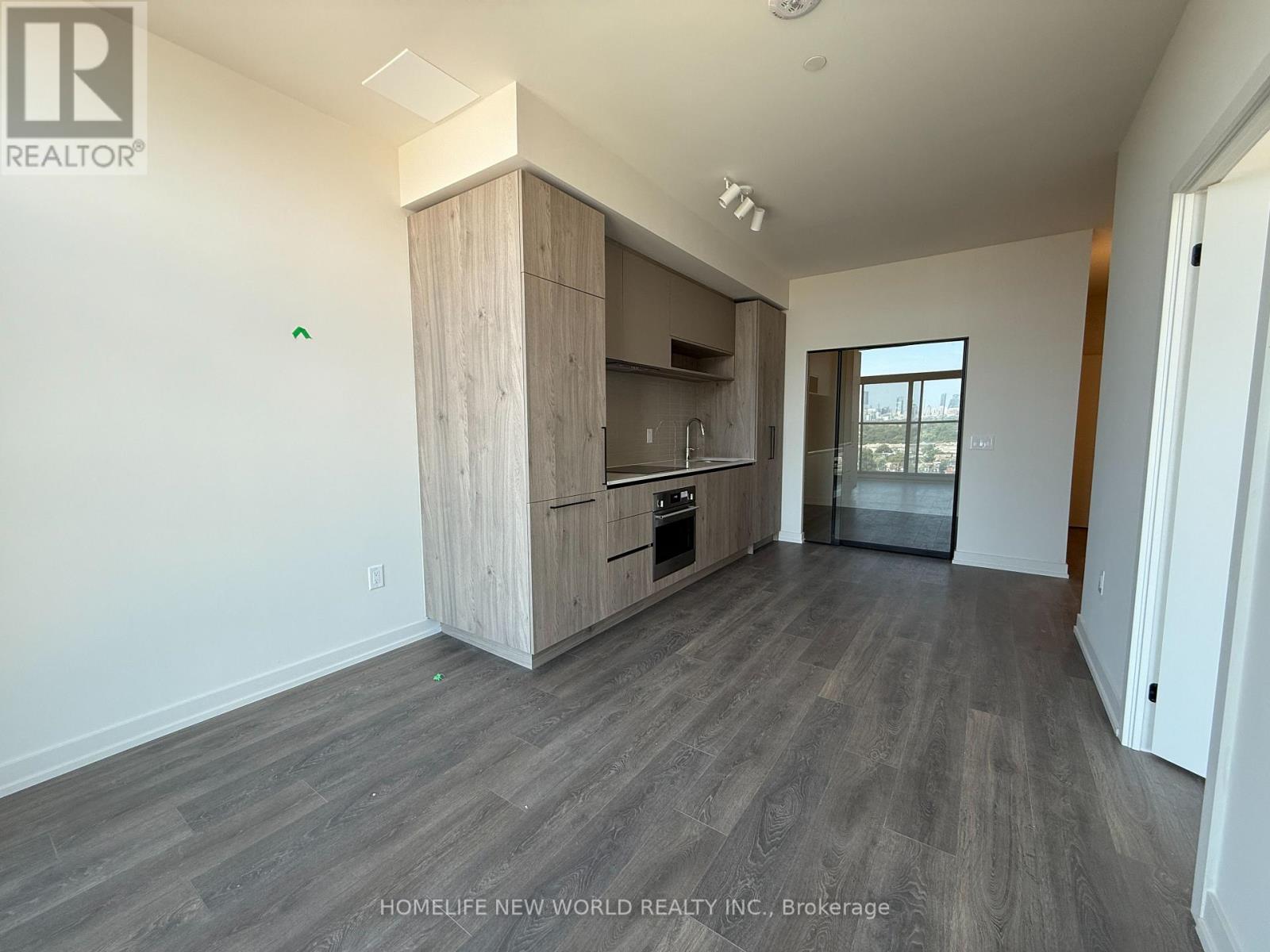 Photo 1 of 1521 181 Sterling Road, Toronto ON