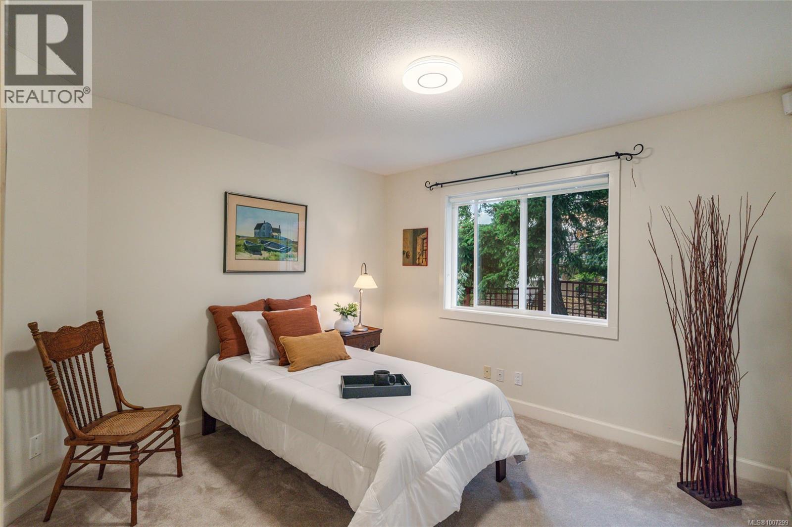 Photo 2 of 3383 Rockhampton Rd, Nanoose Bay BC