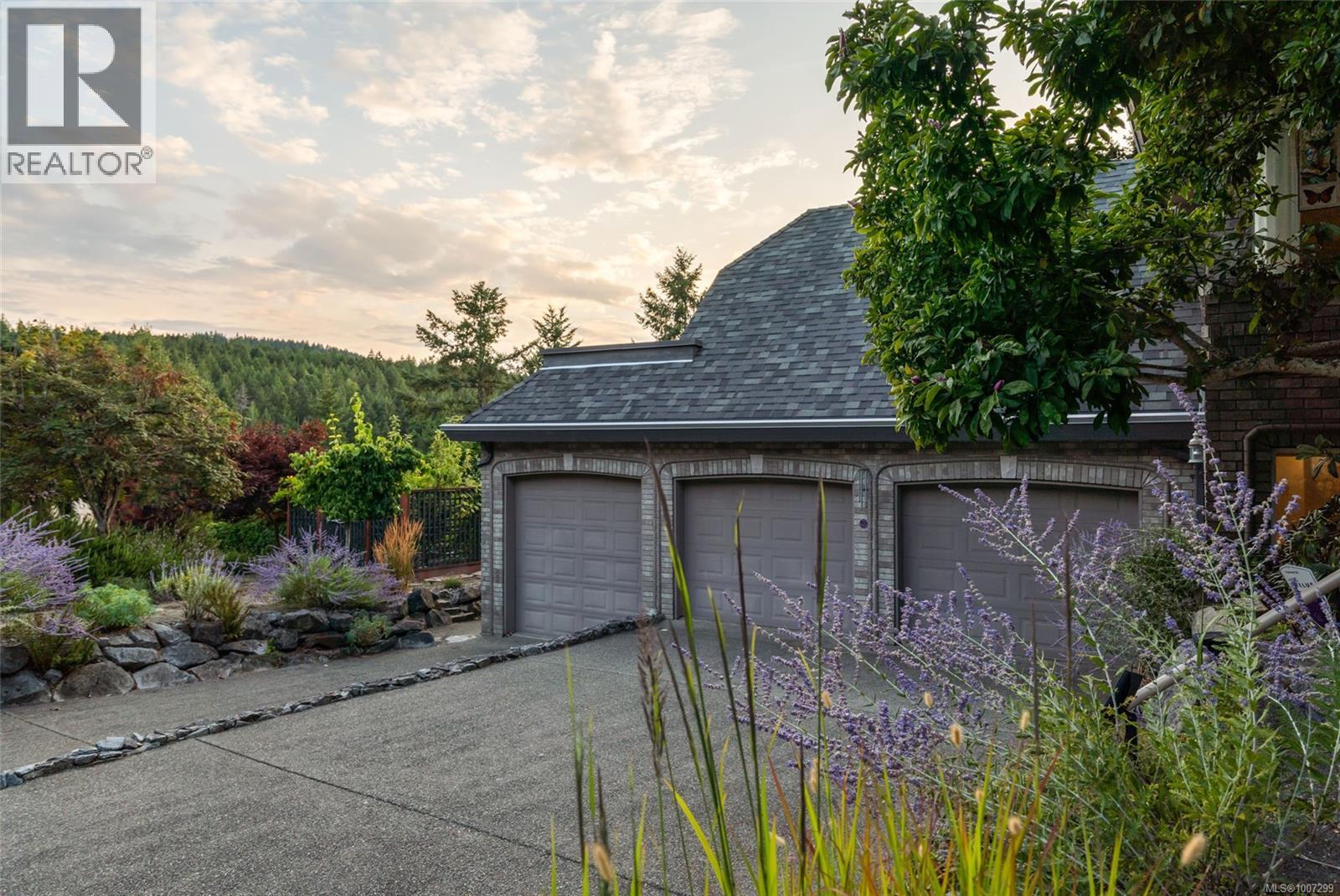 Photo 27 of 3383 Rockhampton Rd, Nanoose Bay BC