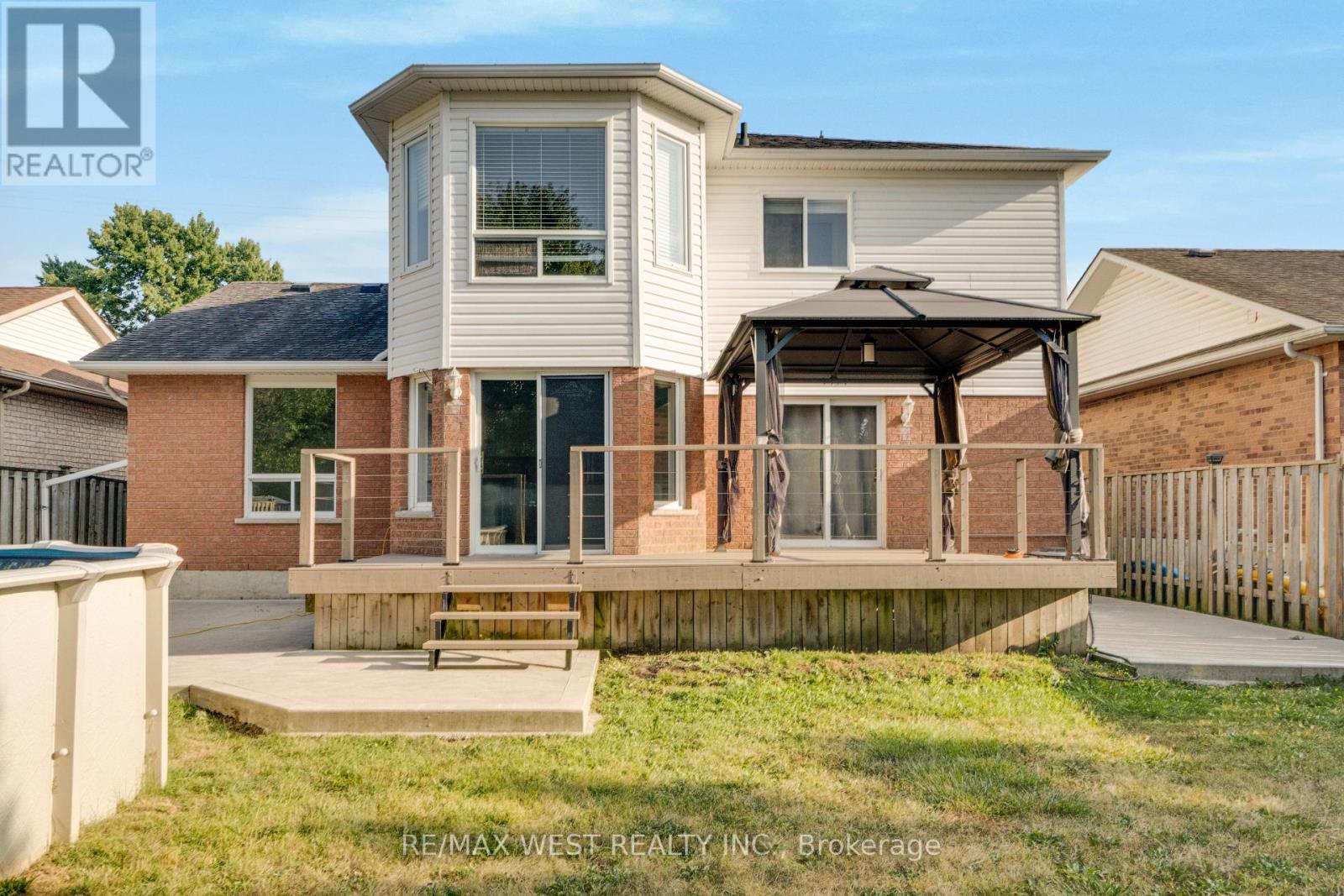 Photo 12 of 104 Prospect Street, New Tecumseth ON
