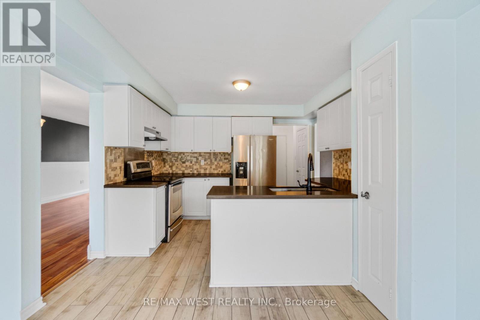 Photo 7 of 104 Prospect Street, New Tecumseth ON