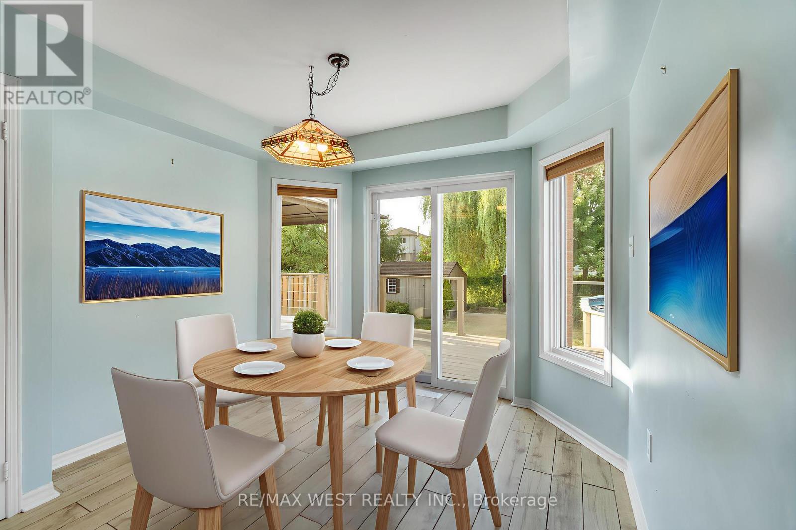 Photo 9 of 104 Prospect Street, New Tecumseth ON