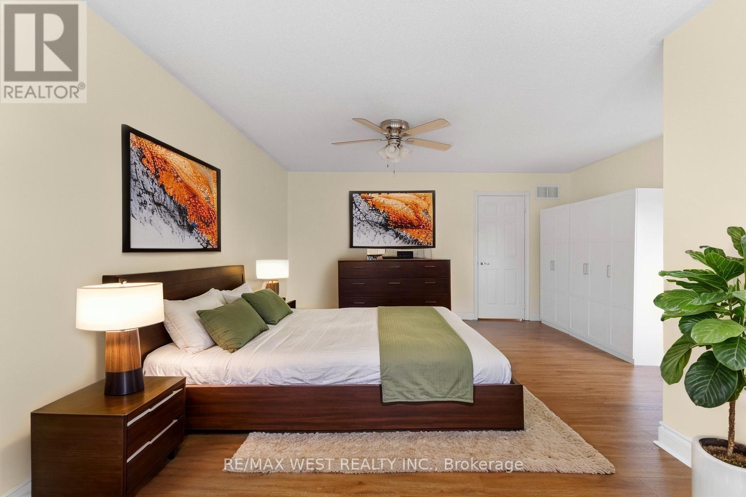 Photo 6 of 104 Prospect Street, New Tecumseth ON