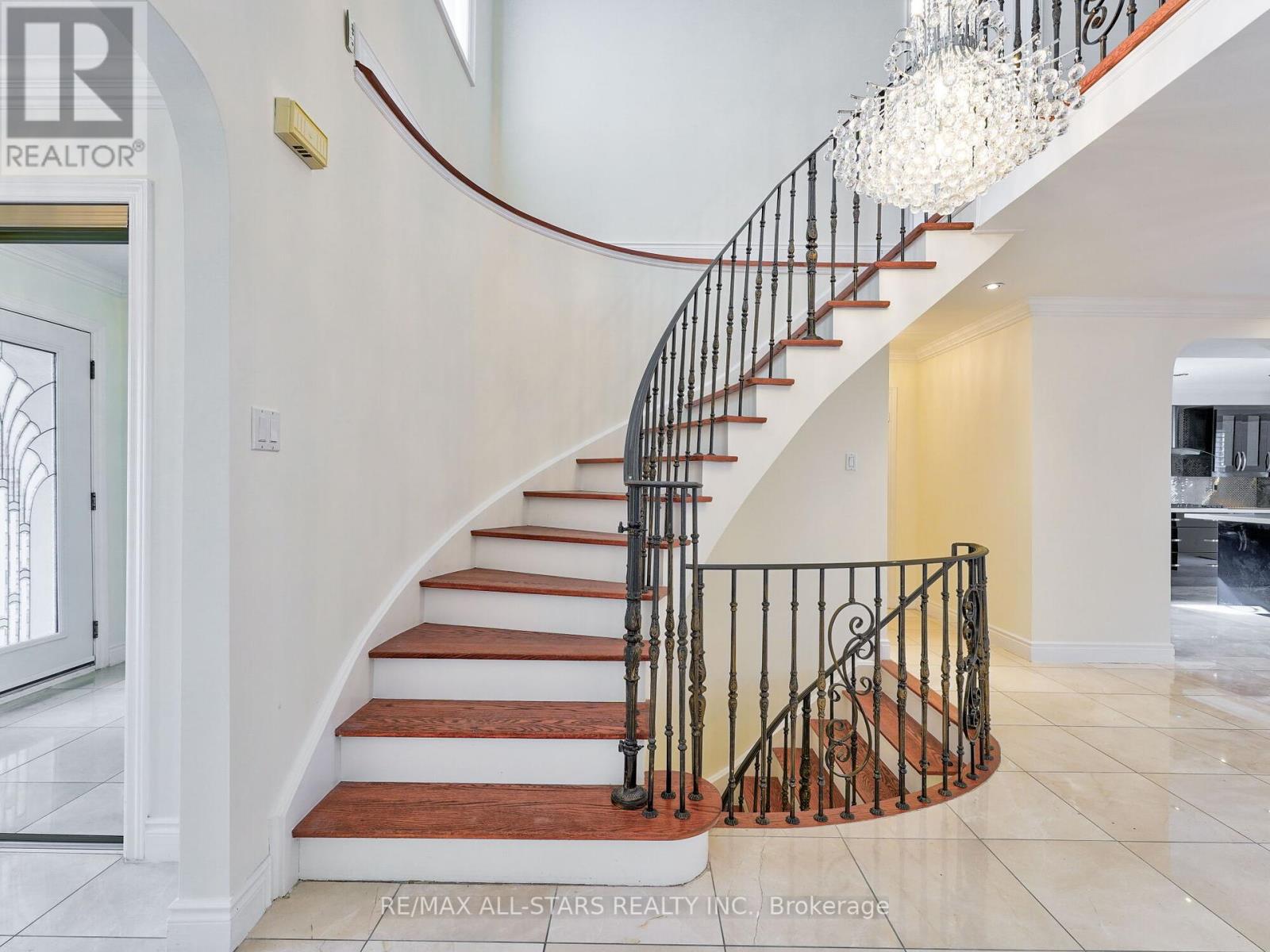 Photo 24 of 2227 Rodick Road, Markham ON