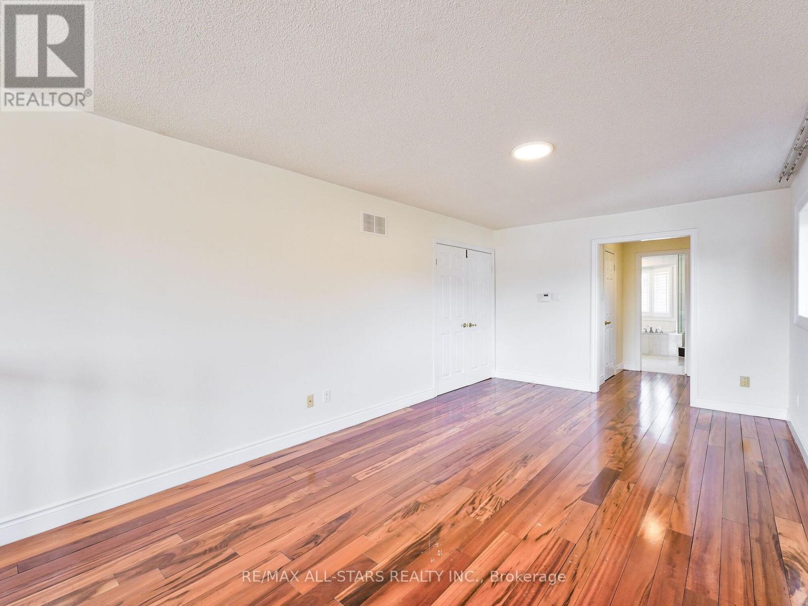 Photo 9 of 2227 Rodick Road, Markham ON