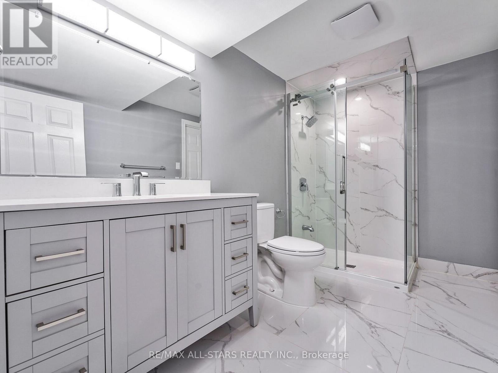 Photo 4 of 2227 Rodick Road, Markham ON
