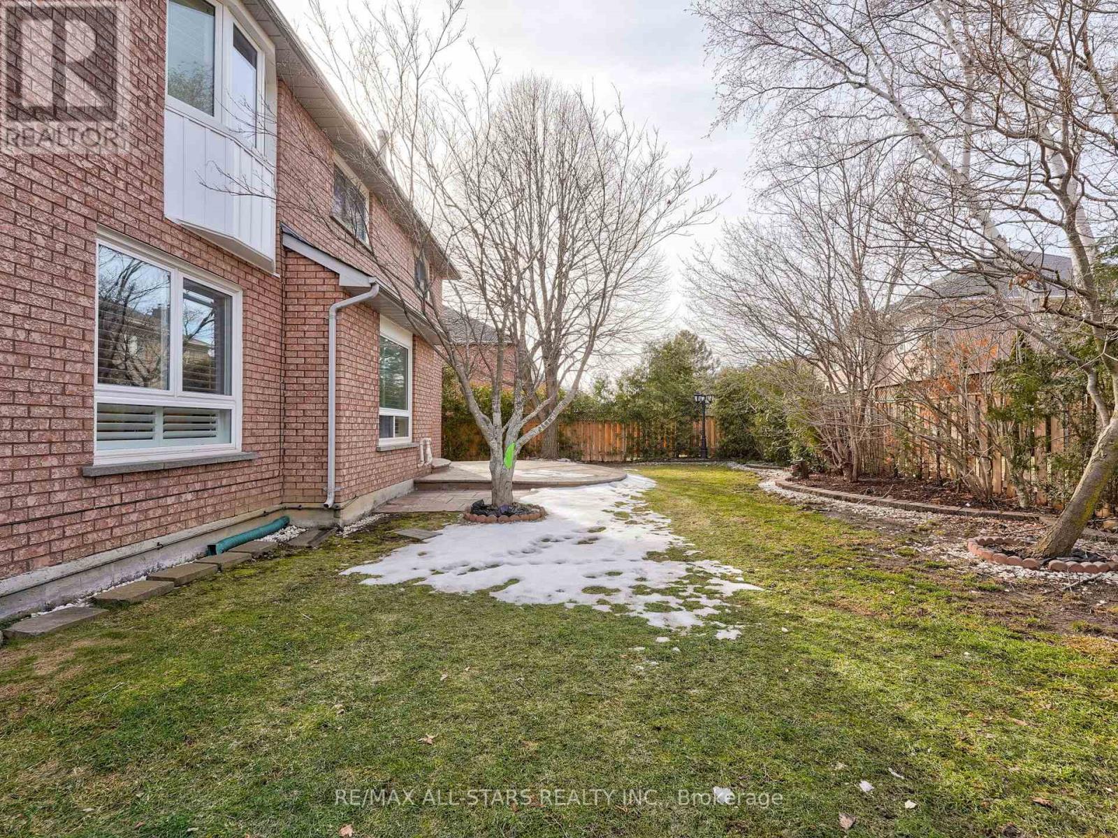 Photo 11 of 2227 Rodick Road, Markham ON
