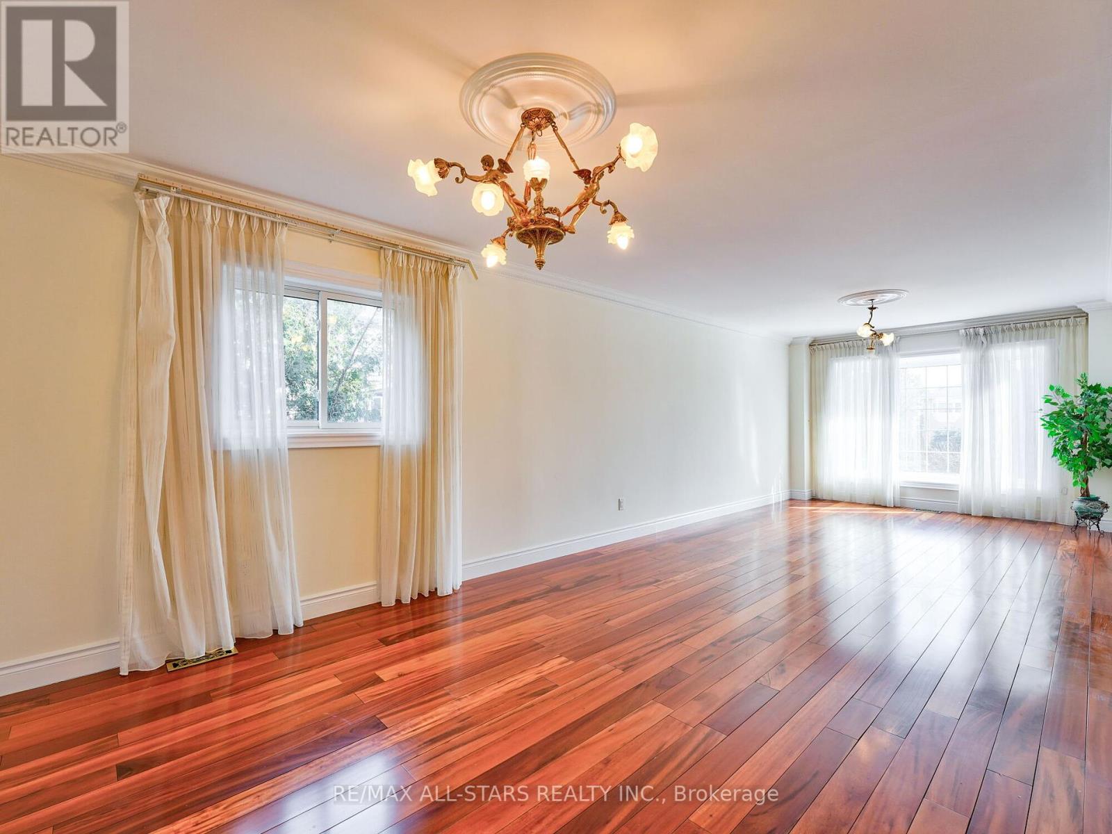 Photo 27 of 2227 Rodick Road, Markham ON
