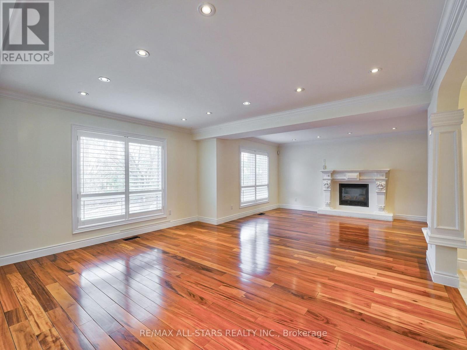 Photo 16 of 2227 Rodick Road, Markham ON