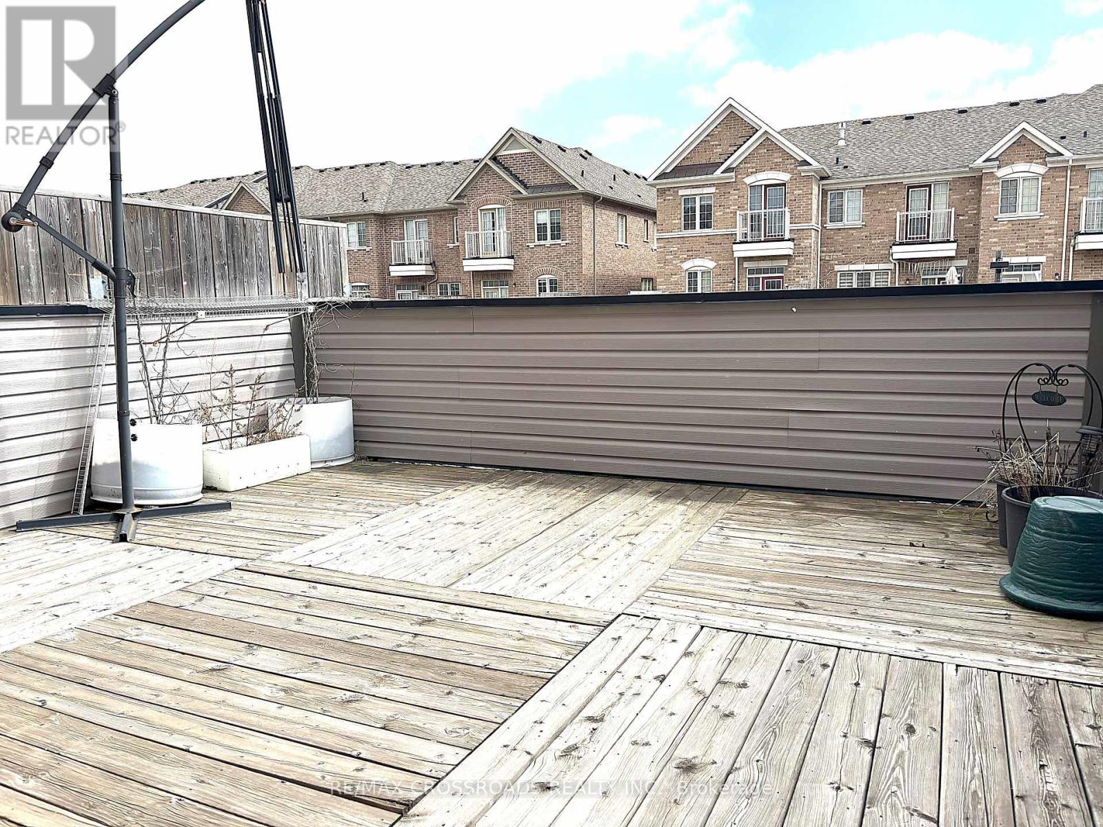 Photo 2 of 49 Memon Place, Markham ON
