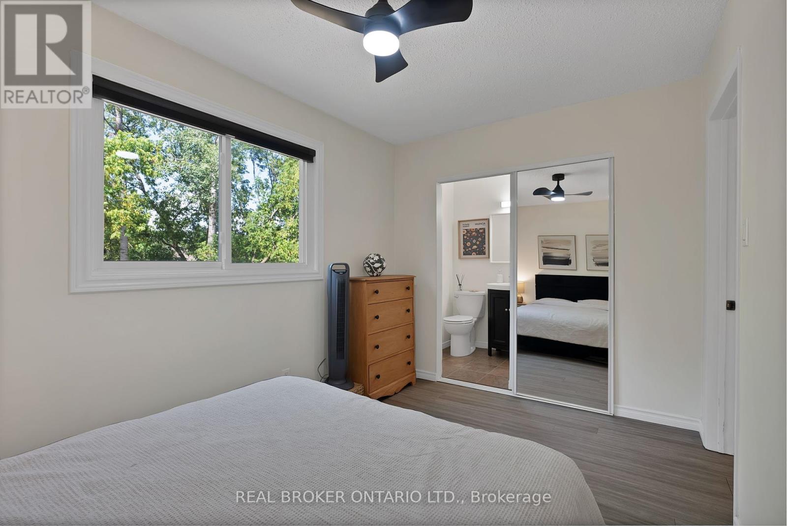 Photo 22 of 1036 Metro Road N, Georgina ON