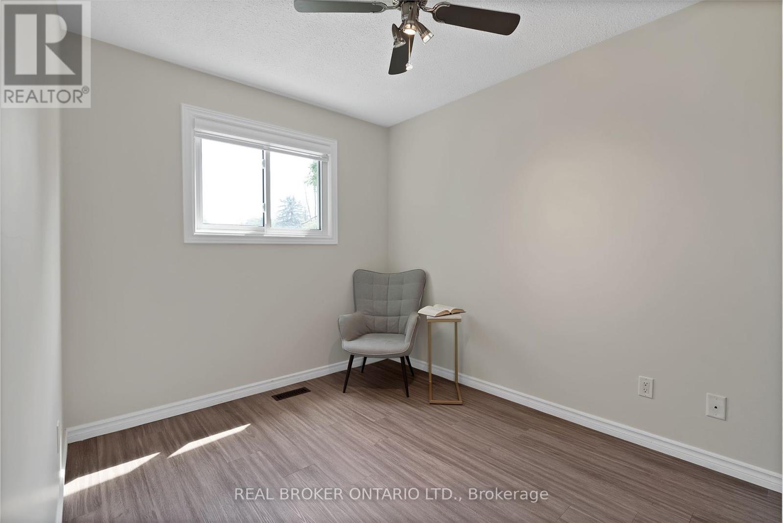Photo 47 of 1036 Metro Road N, Georgina ON