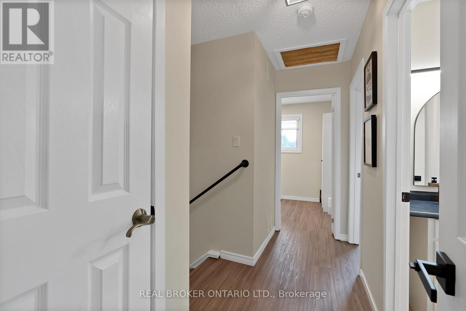 Photo 44 of 1036 Metro Road N, Georgina ON
