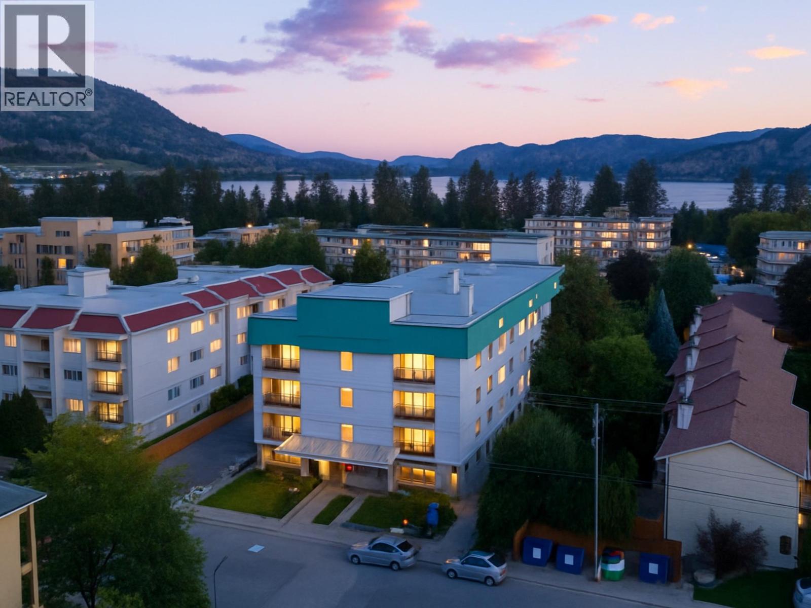 202 298 YORKTON Avenue, Penticton