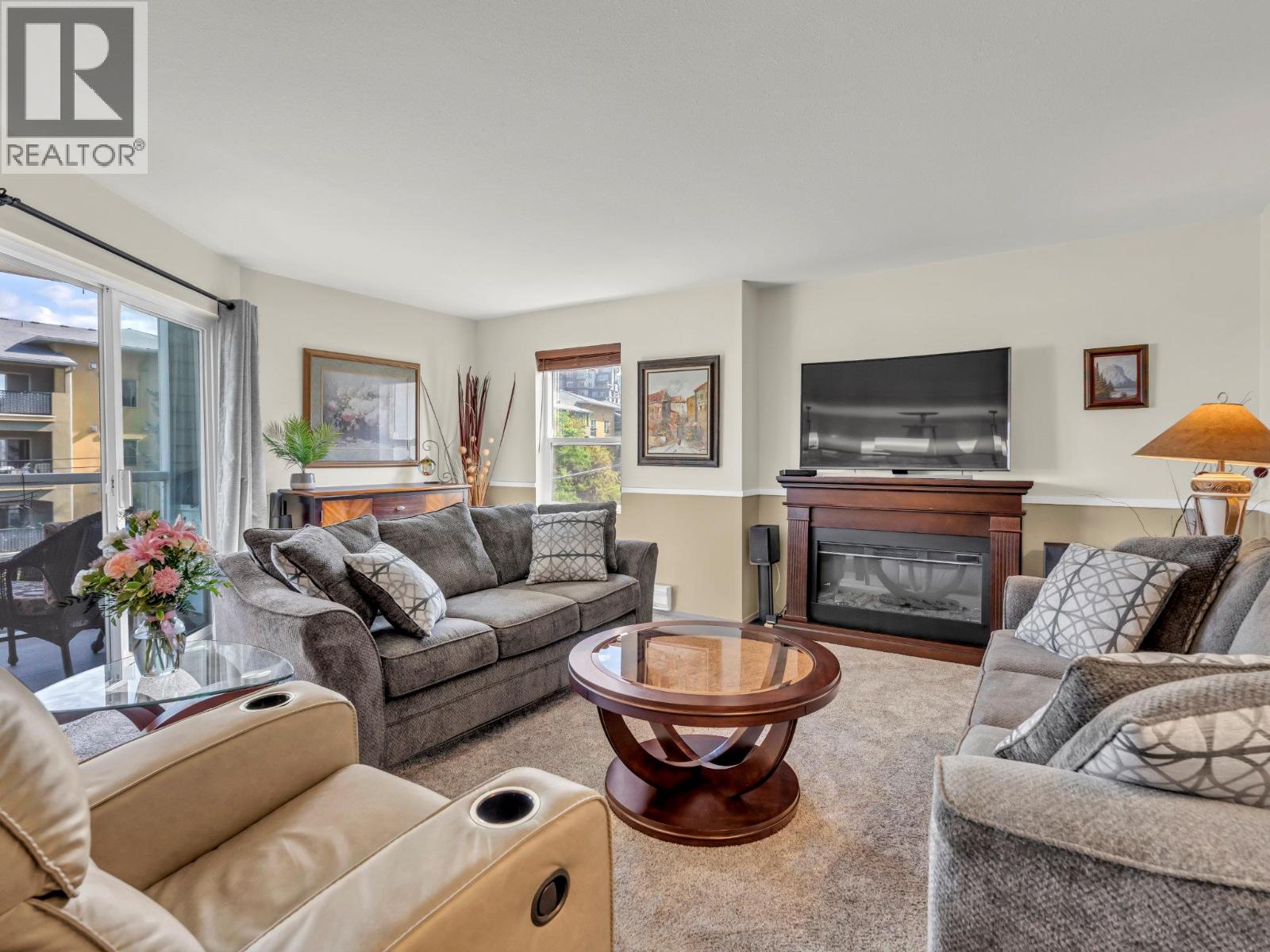 202 298 YORKTON Avenue, Penticton