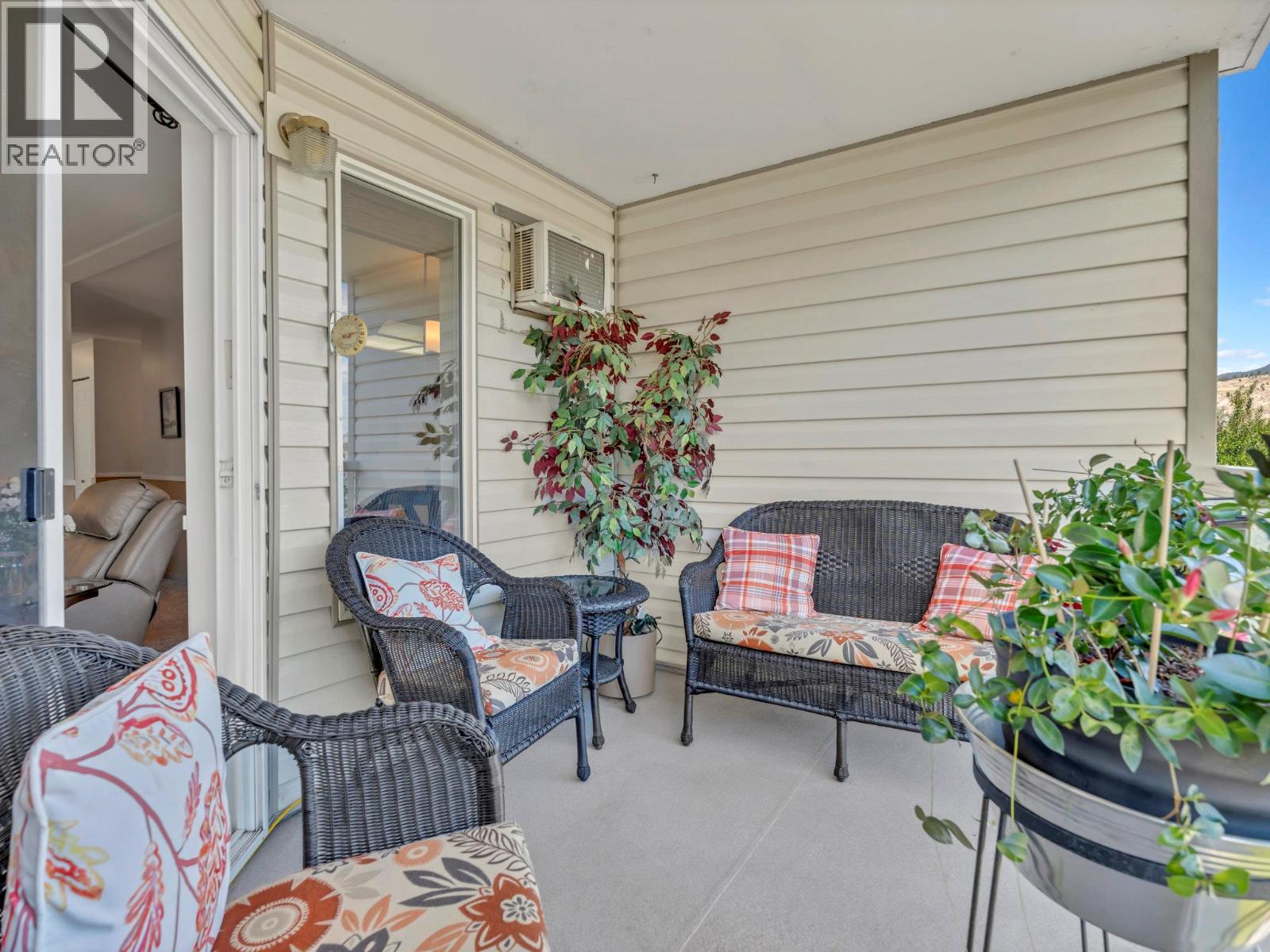 202 298 YORKTON Avenue, Penticton