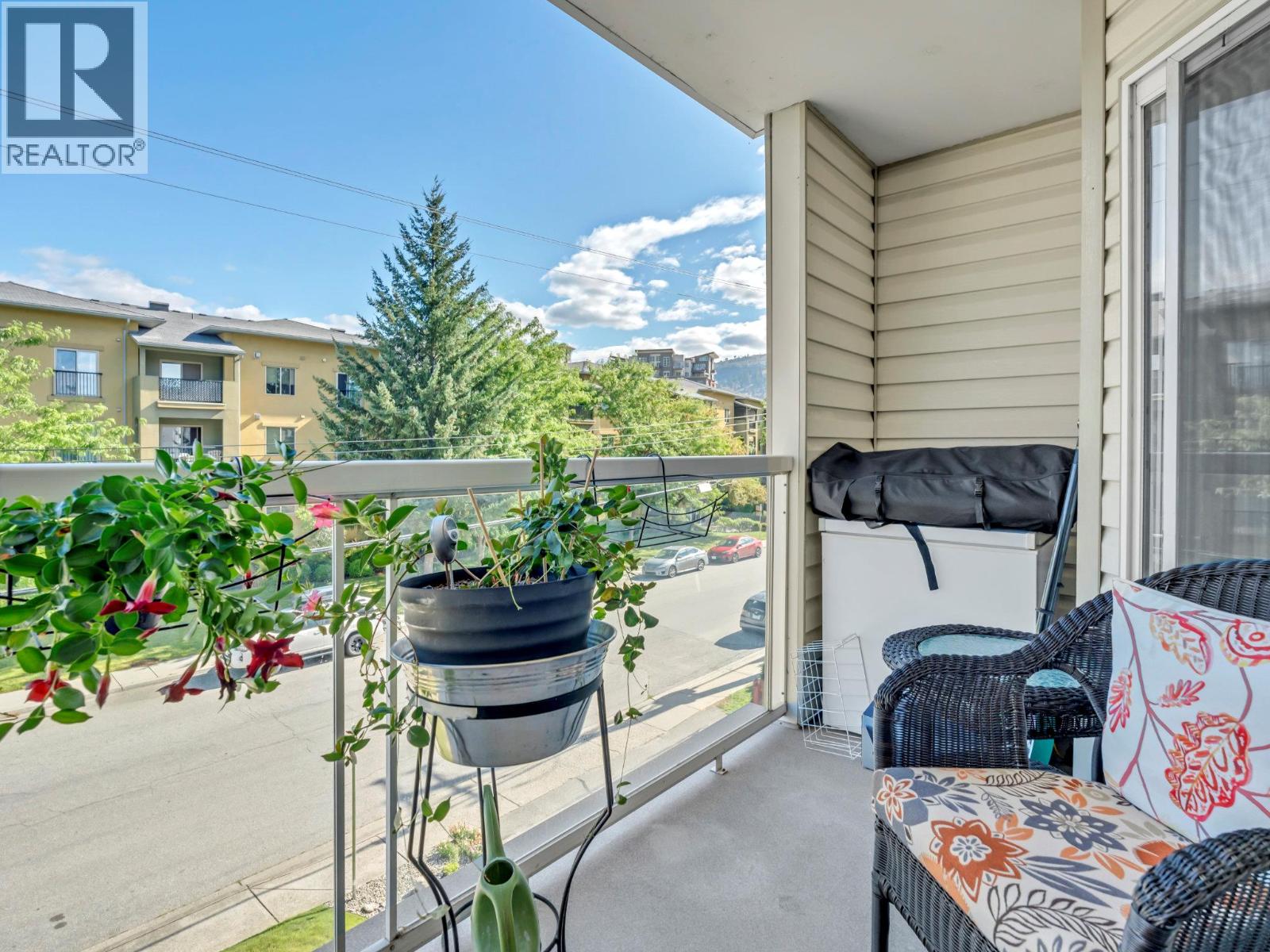 202 298 YORKTON Avenue, Penticton