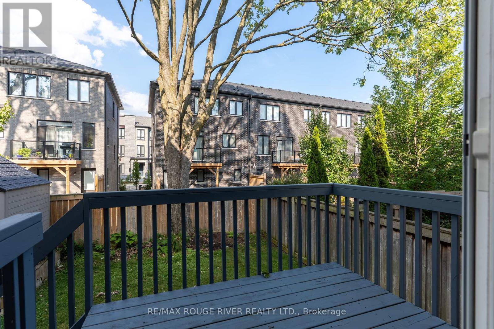 Photo 14 of 47 James Govan Drive, Whitby ON