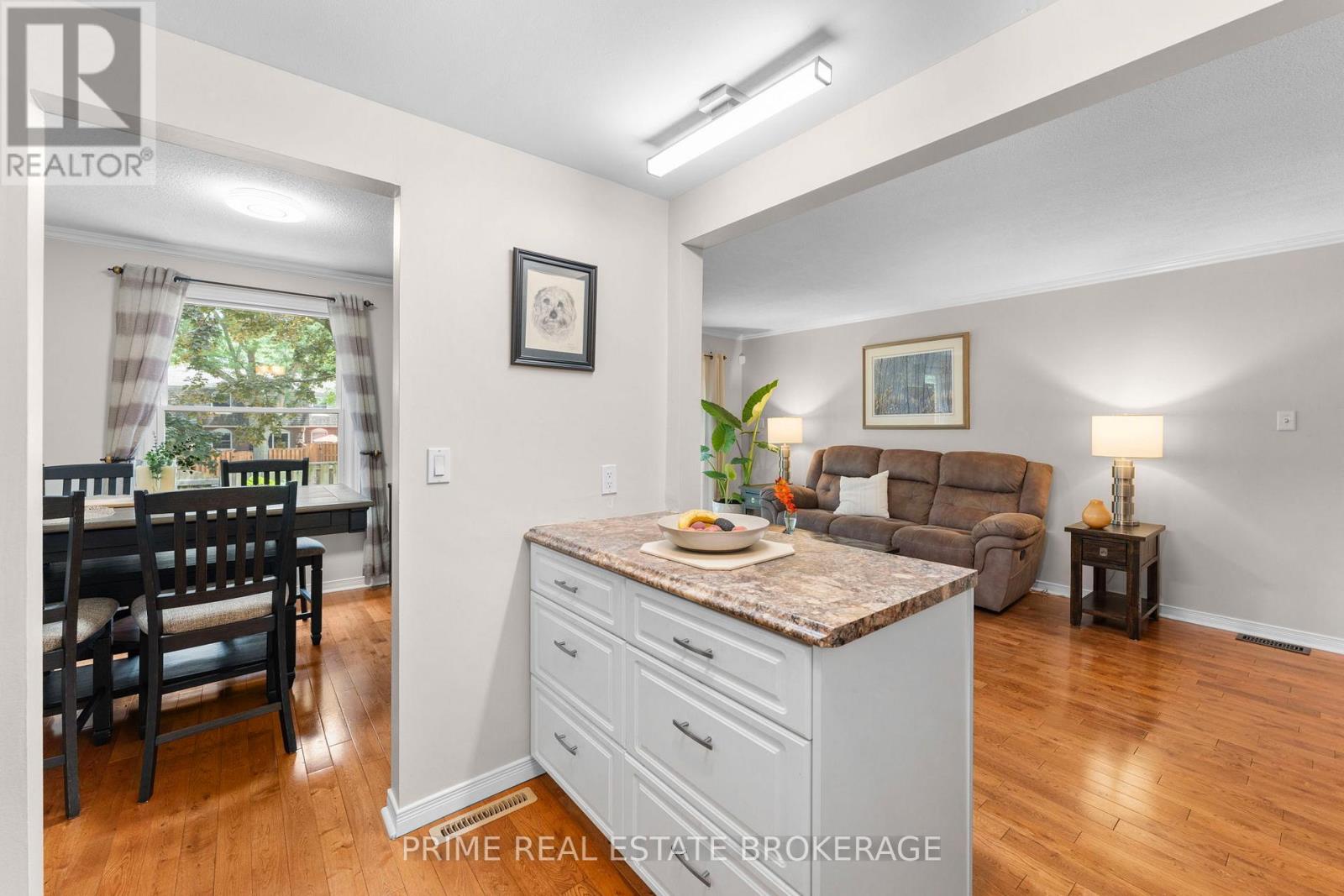 Photo 12 of 304 Wilkins Street, London South ON
